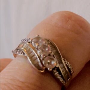 10k yellow gold size 9 cz